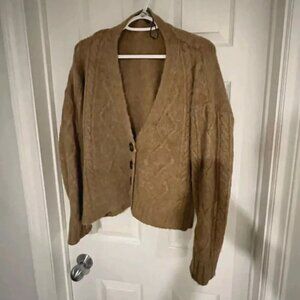 Stradivarius Chunky Cable Knit Biscoff Brown Beige Button Up Sweater Medium